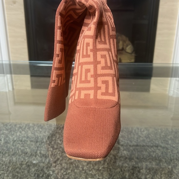 New In Box Leighton Printed Knit Heeled Boots, 9/10 - Picture 5 of 9